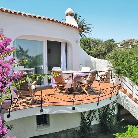 Sleeps 10 Porto Rafael